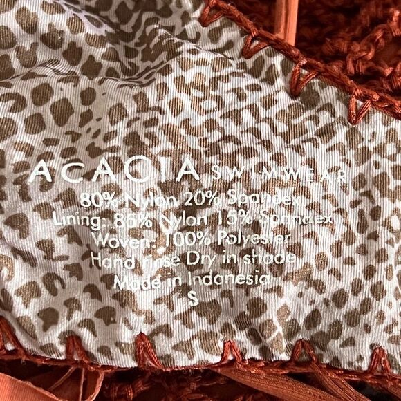 Acacia Crochet Hunter Rust Color Bikini Top and Bottom Mai Tai Sz S Host Pick - Picture 8 of 9